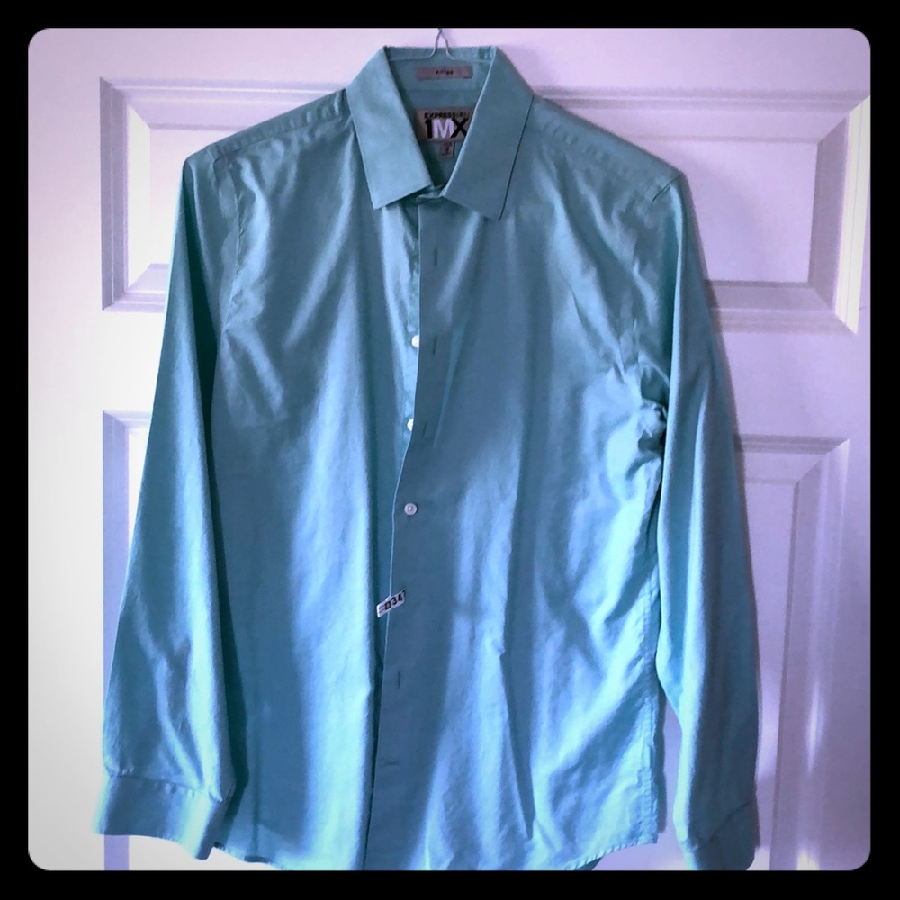 Real nice Express 1MX men’s button down dress shir